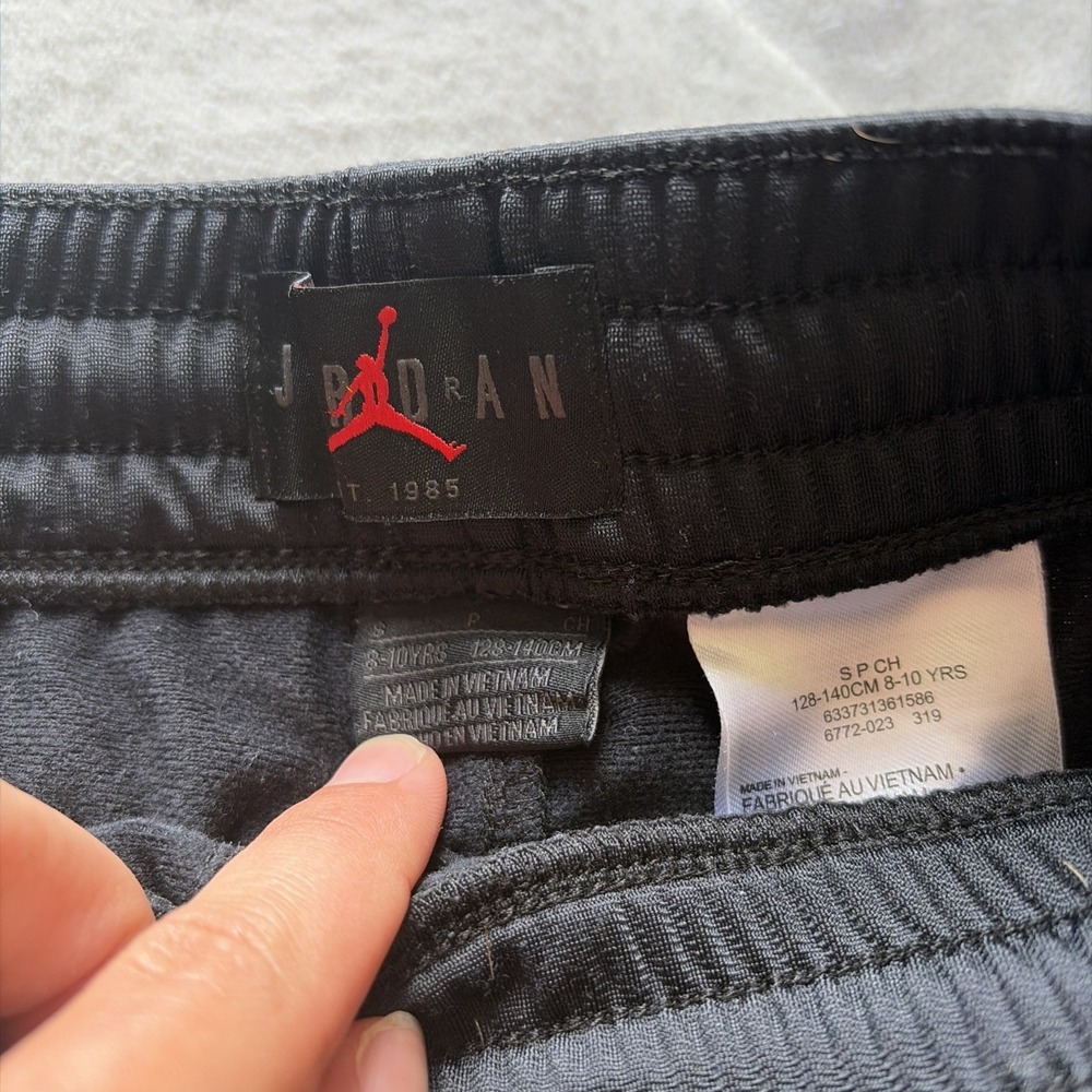 2 Jordan Joggers Youth Boys Sz Small 8-10 Black Jumpman Athletic Sweatpants - Picture 2 of 6